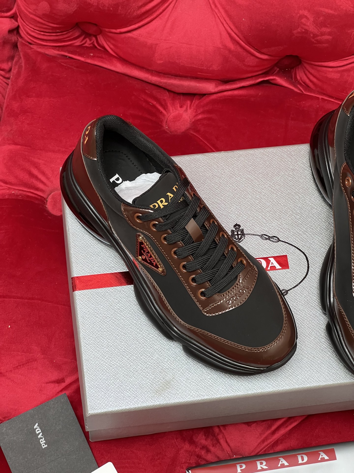 Pra letther sneakers
