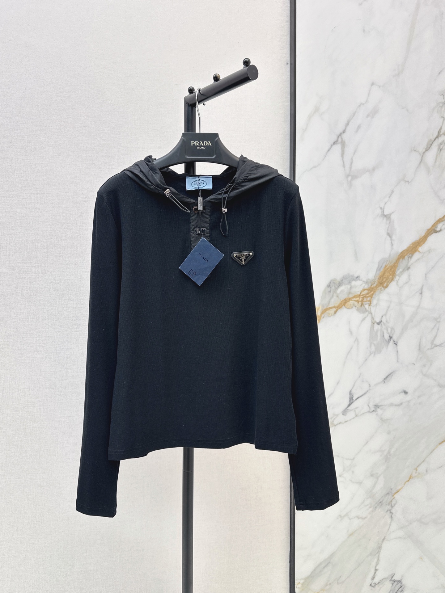 Pra 26fw hooded basic tee