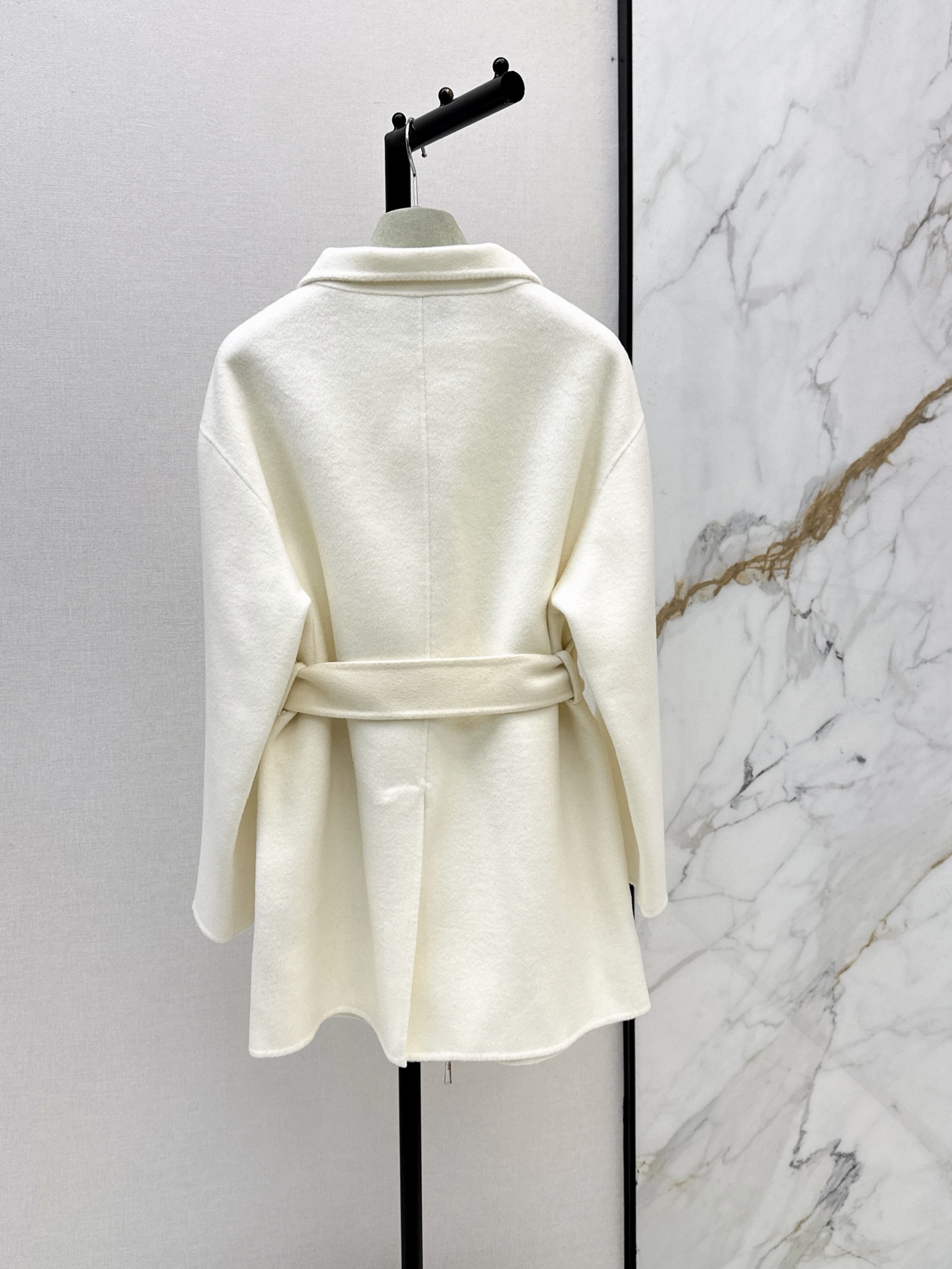 Her 26fw cashmere zipper overcoats