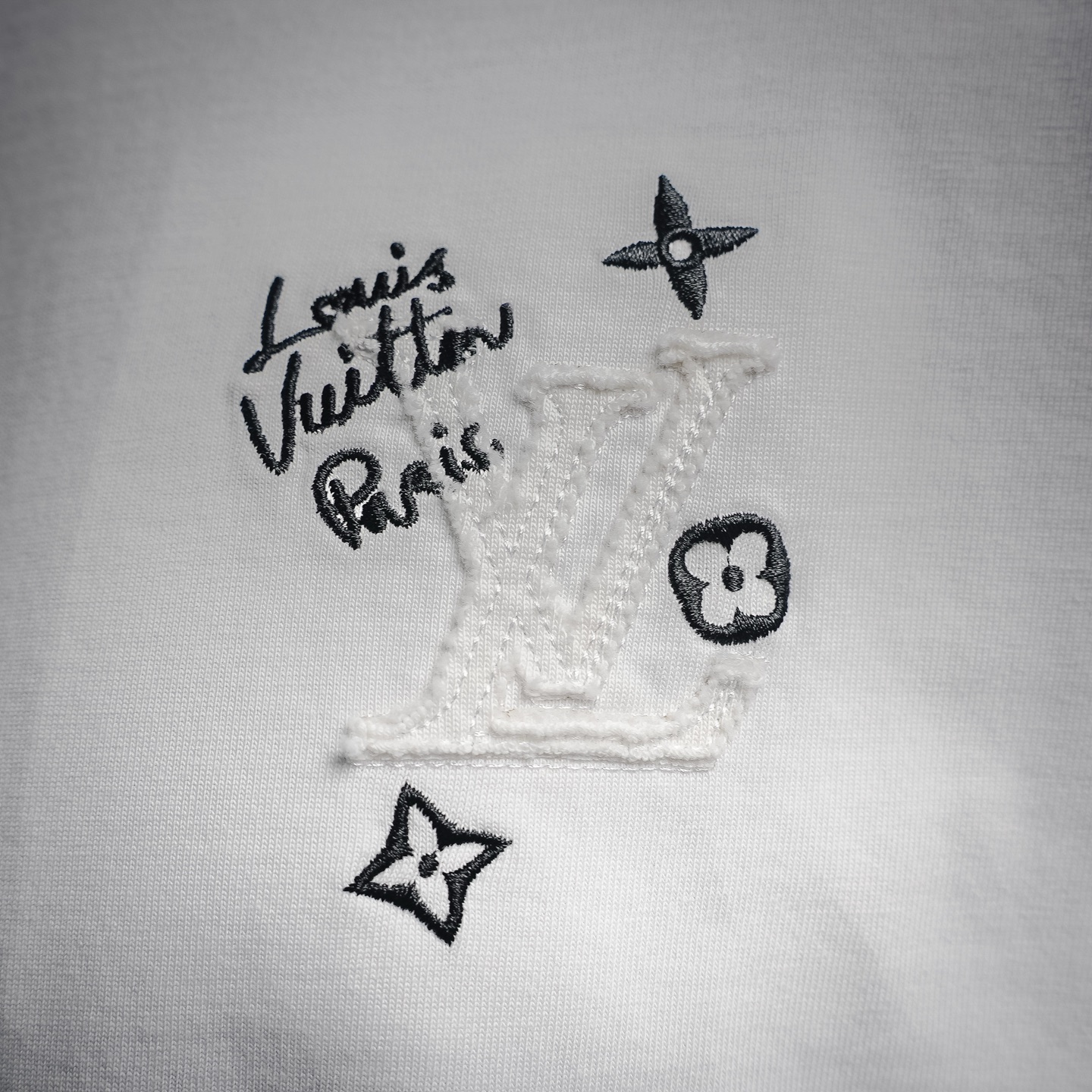 Louis letter applique t-shirt
