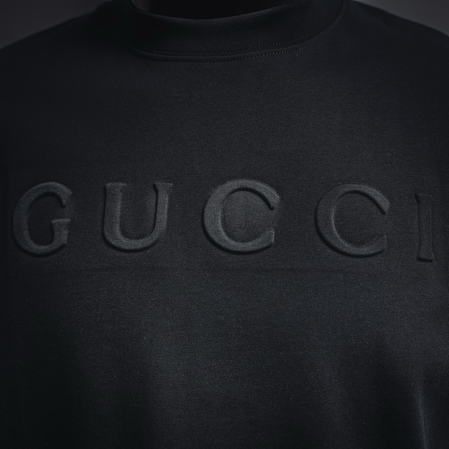 Guc emboosed t-shirt