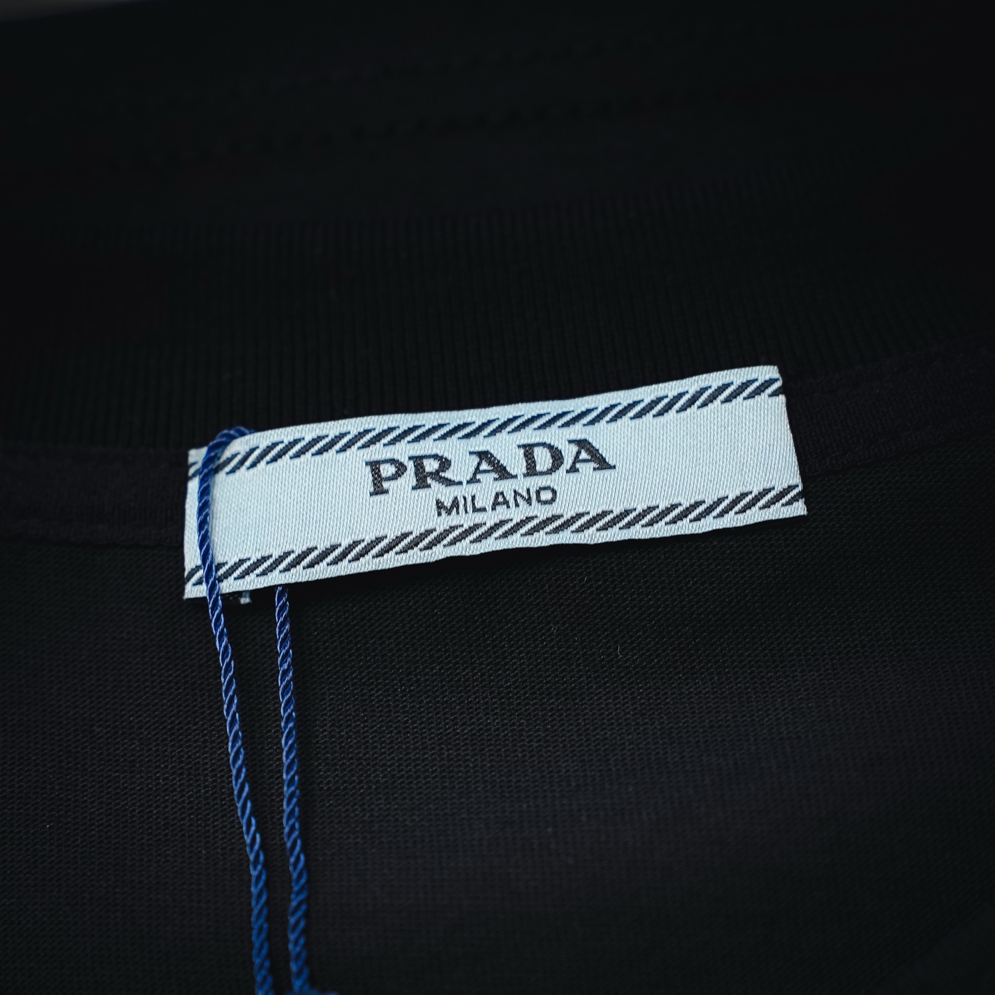 Pra letter embroidered t-shirts