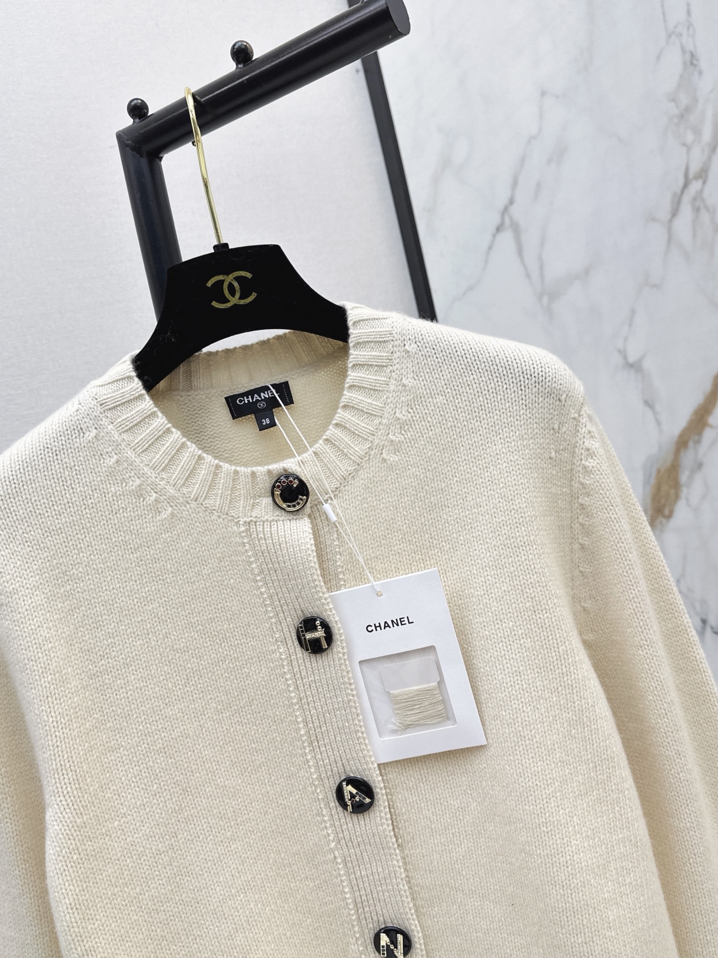 Chan 26ss cashmere knit cardigan