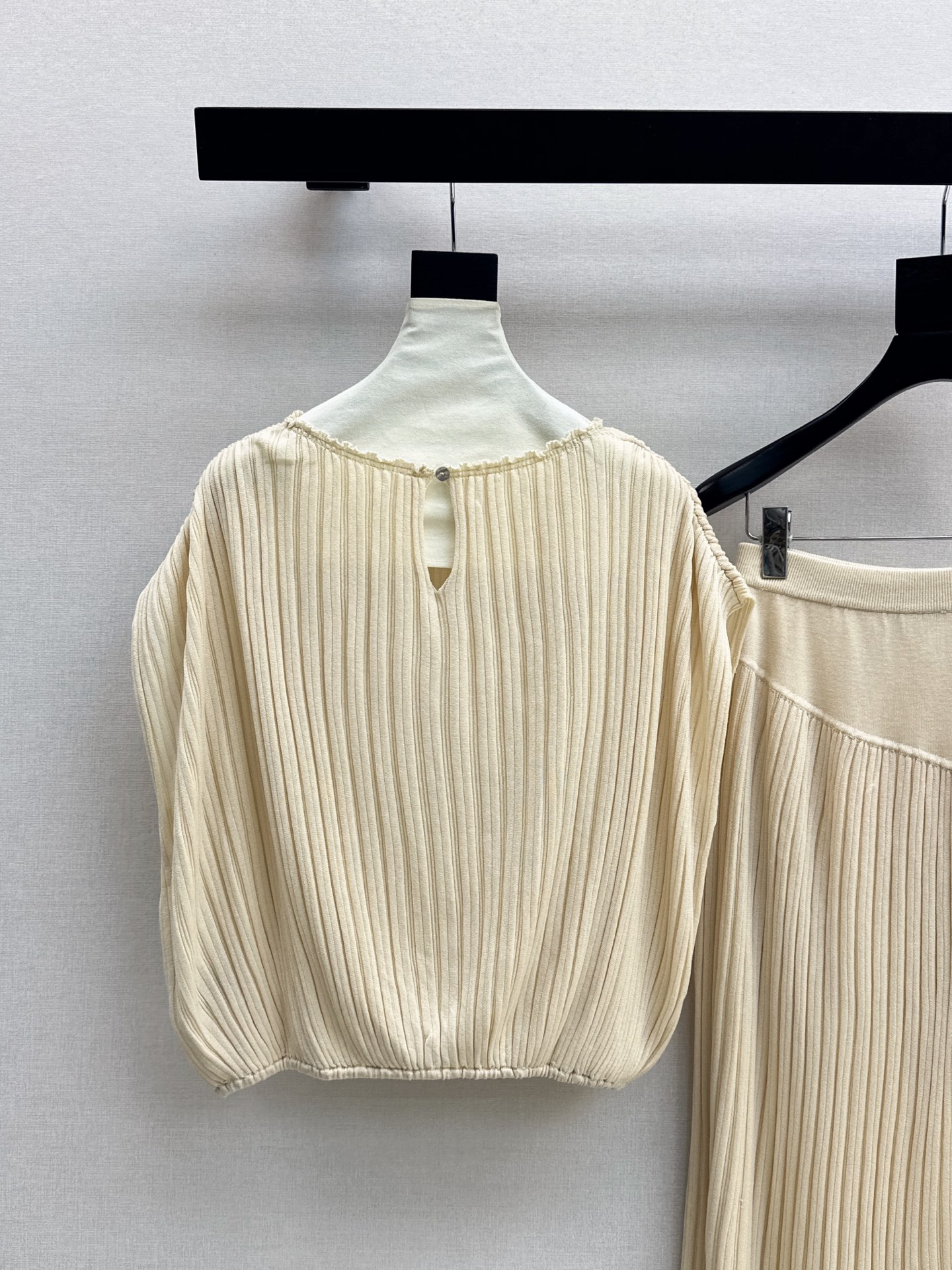 Brun 26ss knit cape knitwear skirt sets