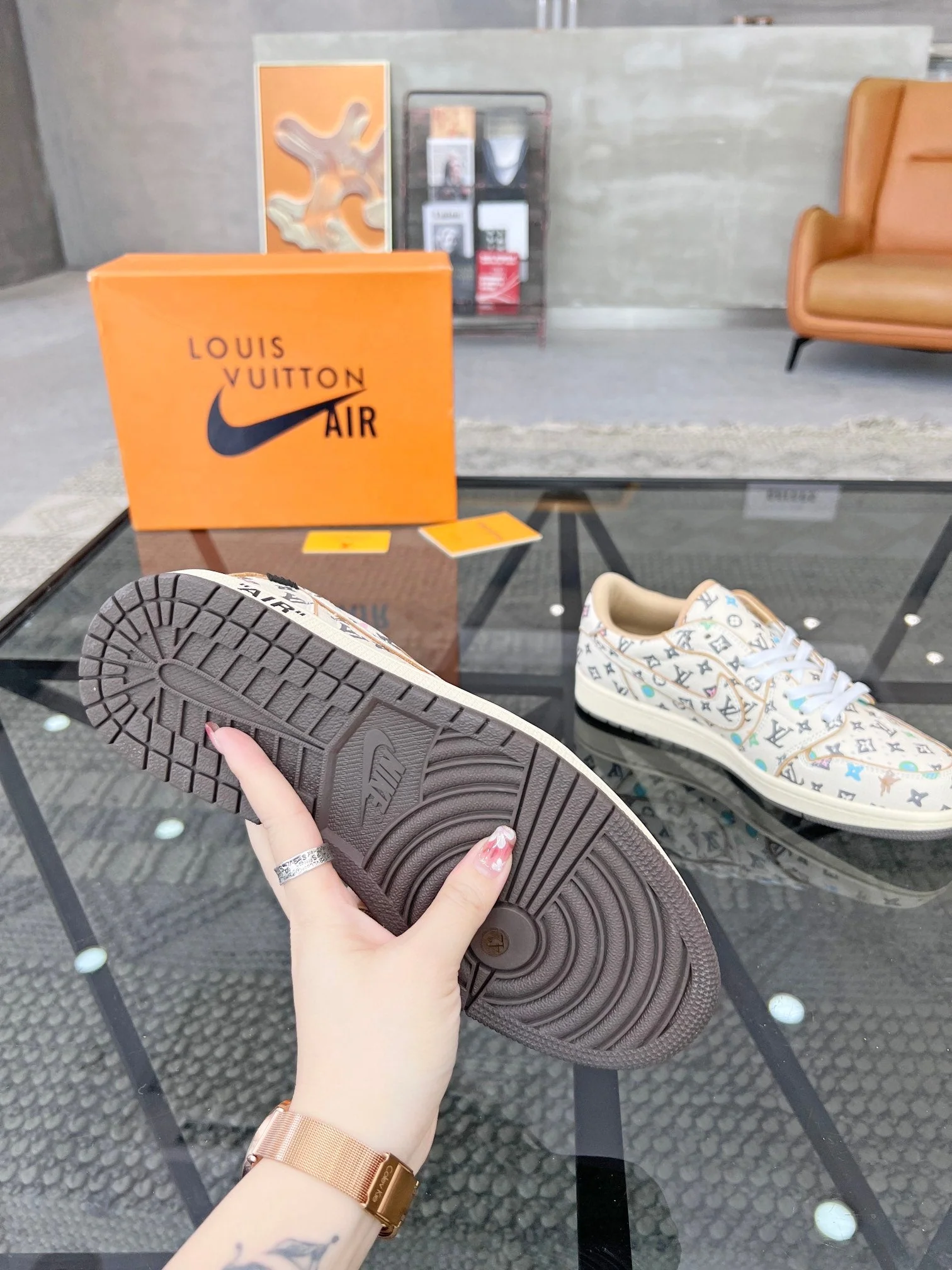 Louis sneakers