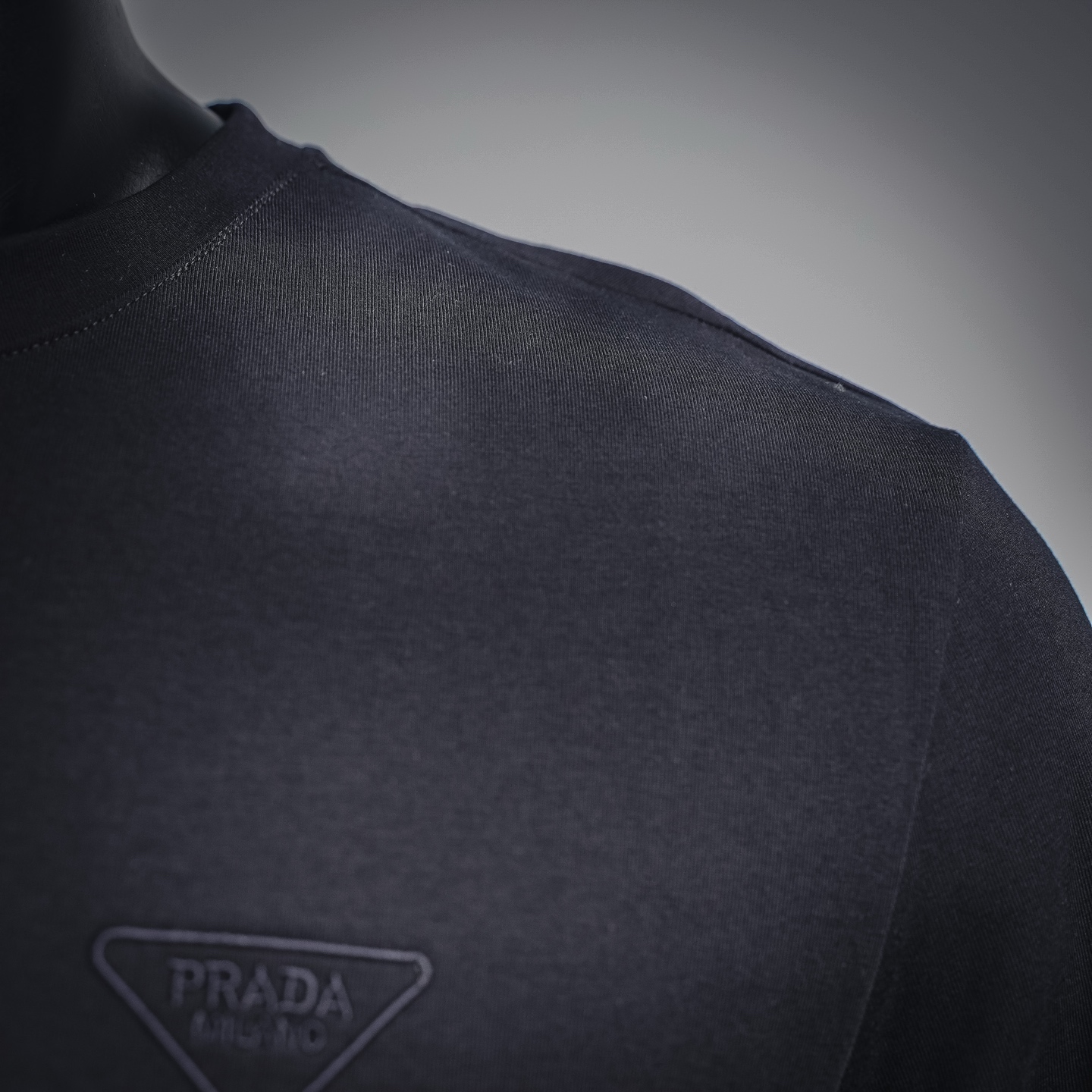 Pra minimal sleek sweatshirt