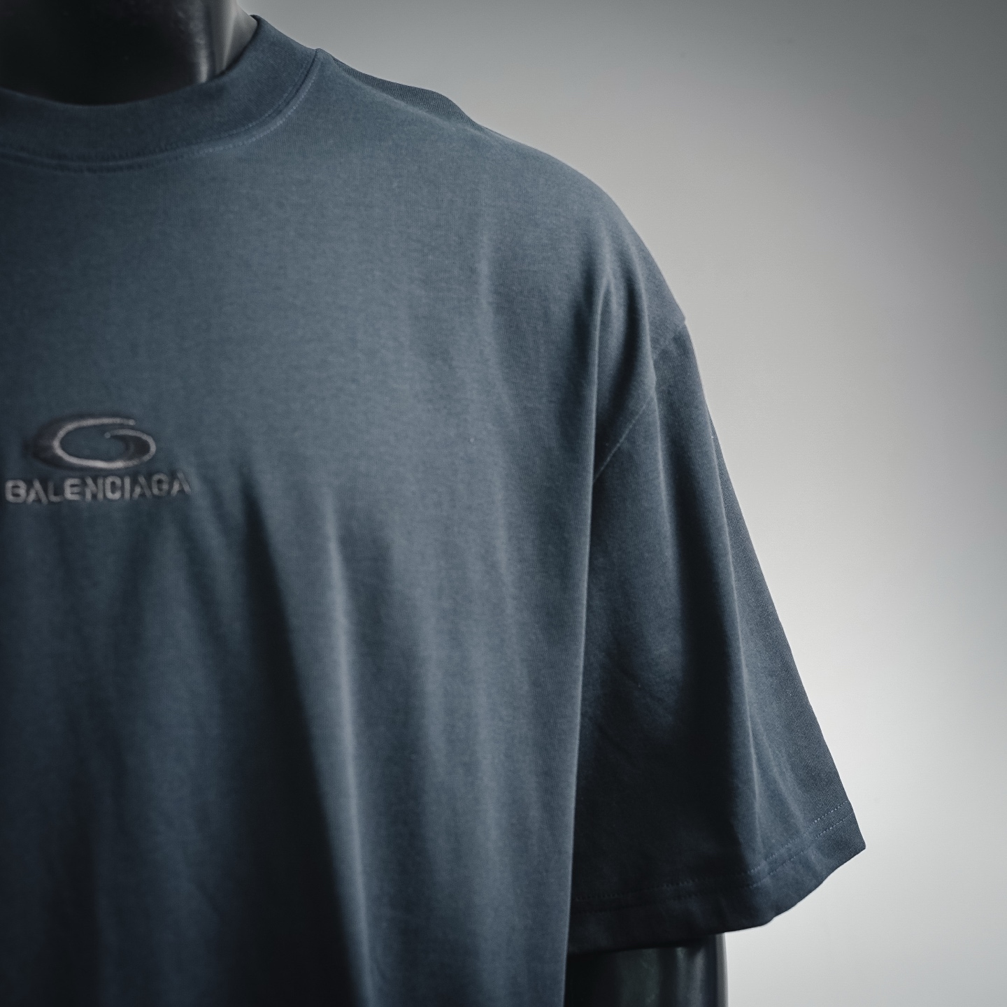 Balen letter embroidered t-shirt