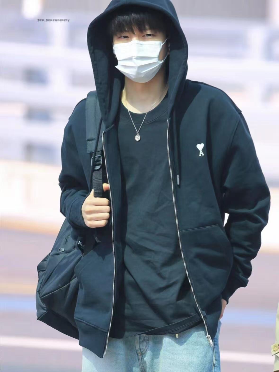 Ami embroidered zip-up jacket