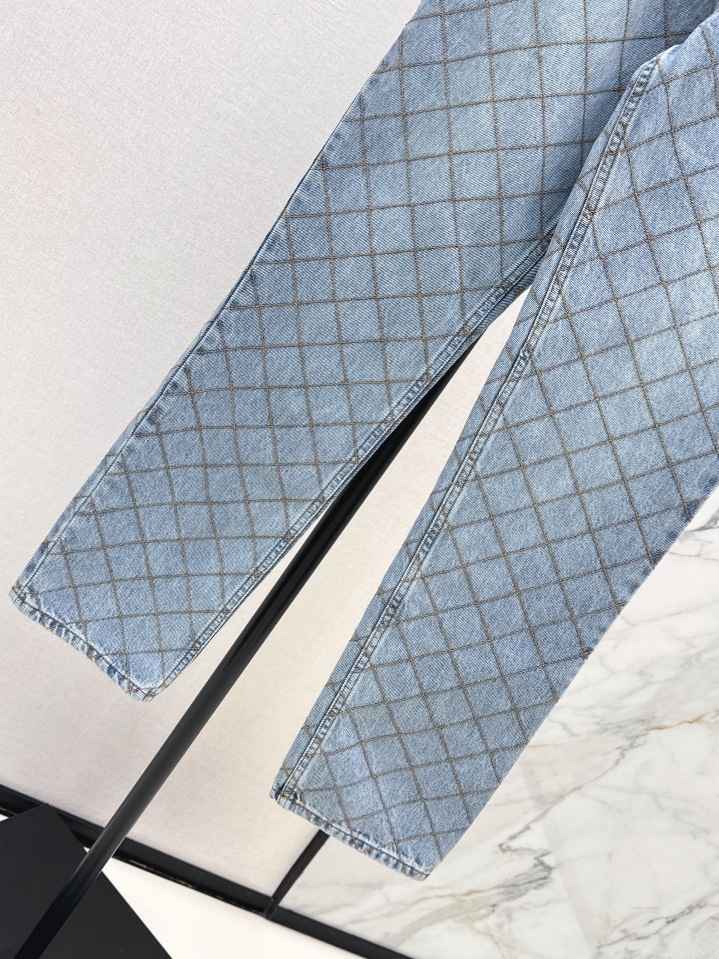 Chan 26fw diamond pattern jeans