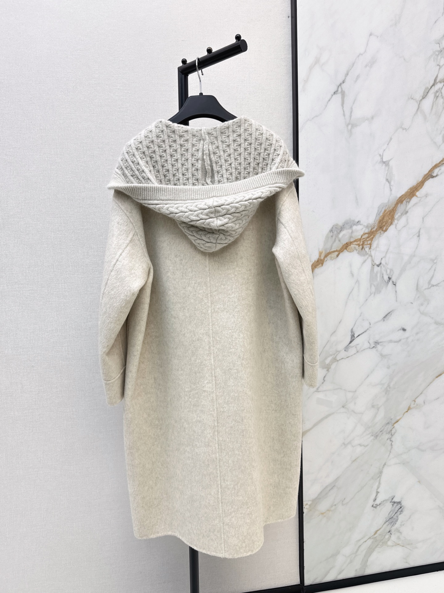 Max 26fw knit hooded woolen overcoats