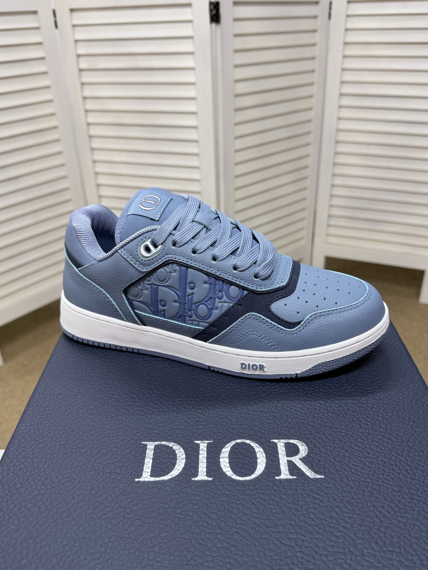CD sneaker