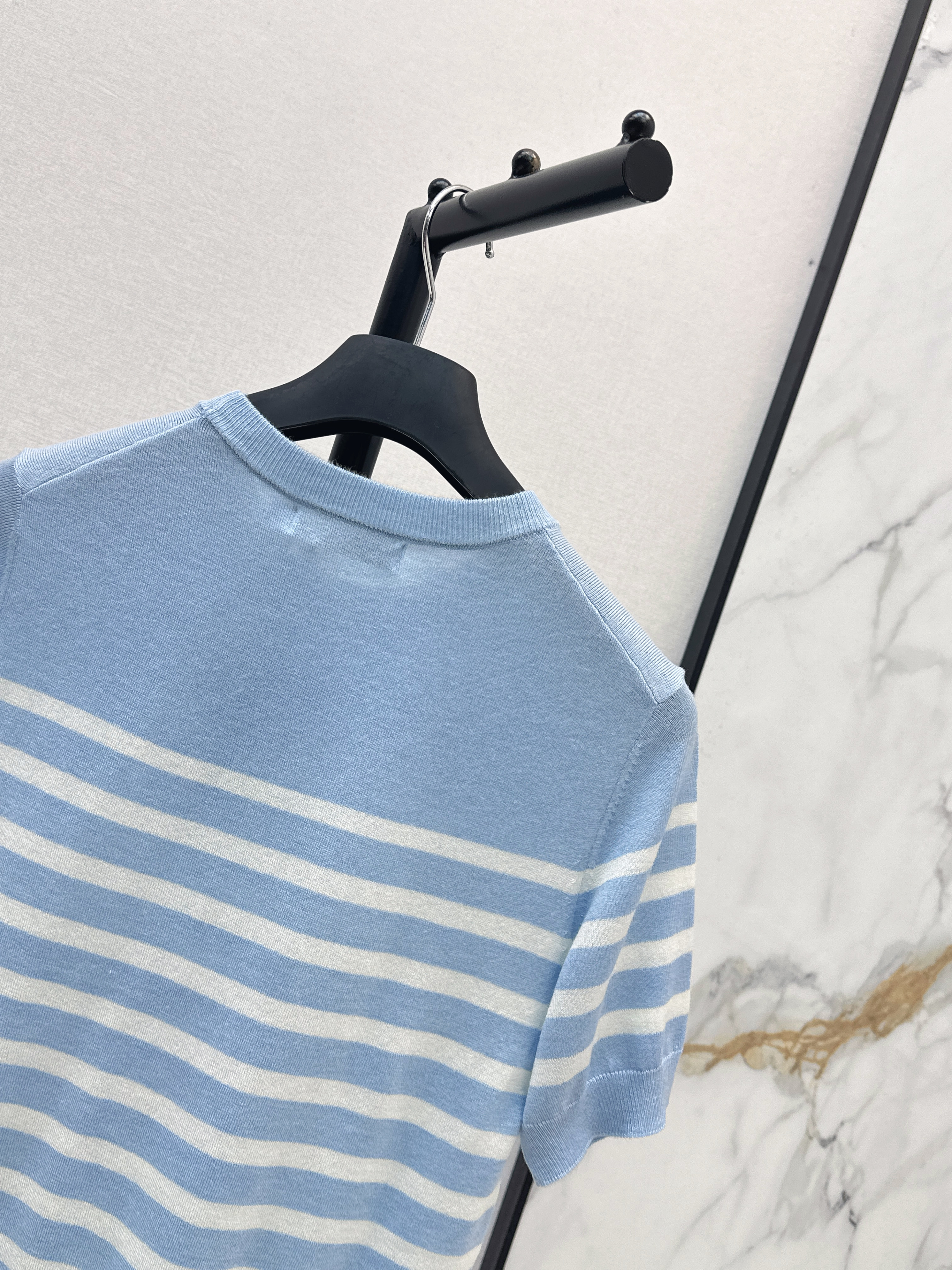 CD 26ss bow embroidery knit sweater