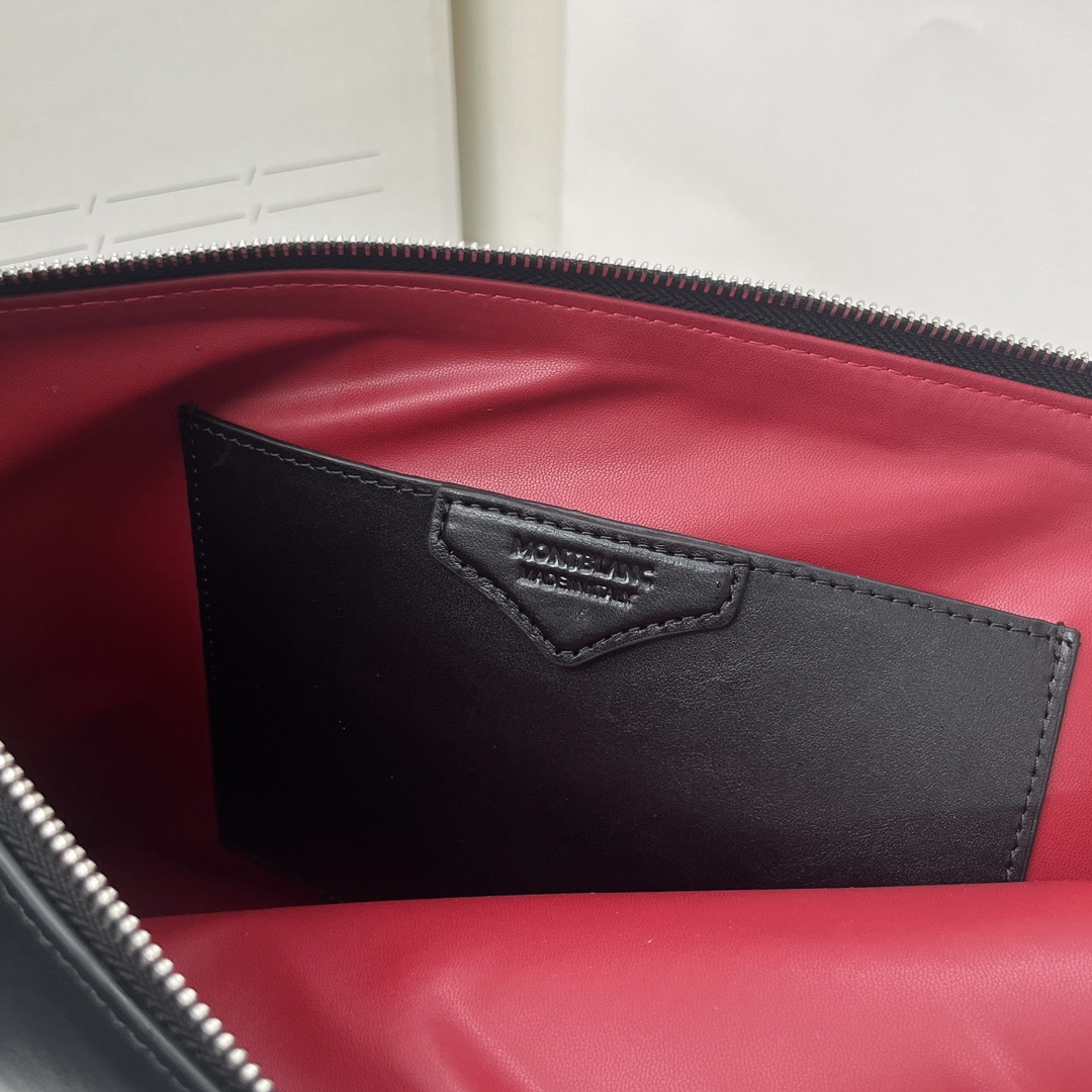 Montb clutch bag