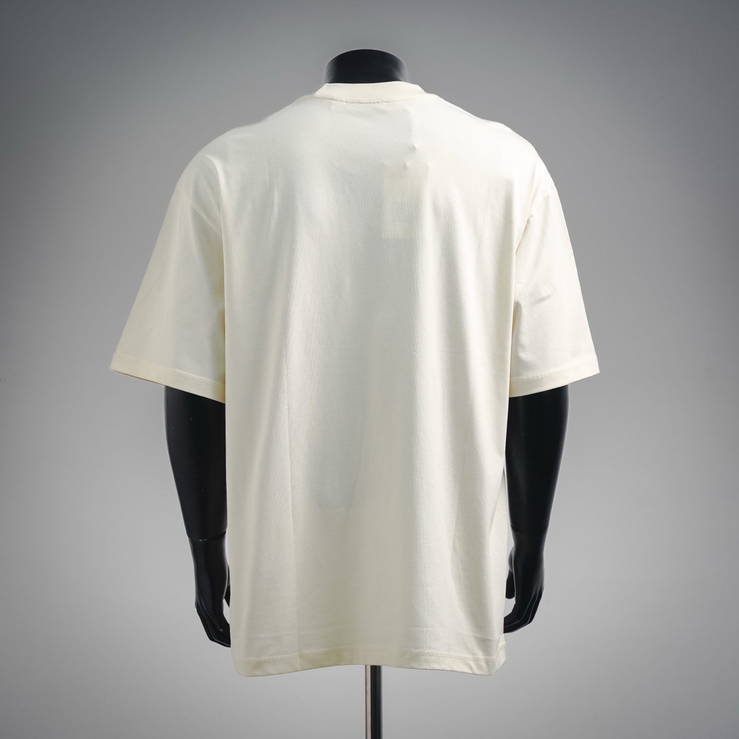 Bur flocked pattern t-shirt