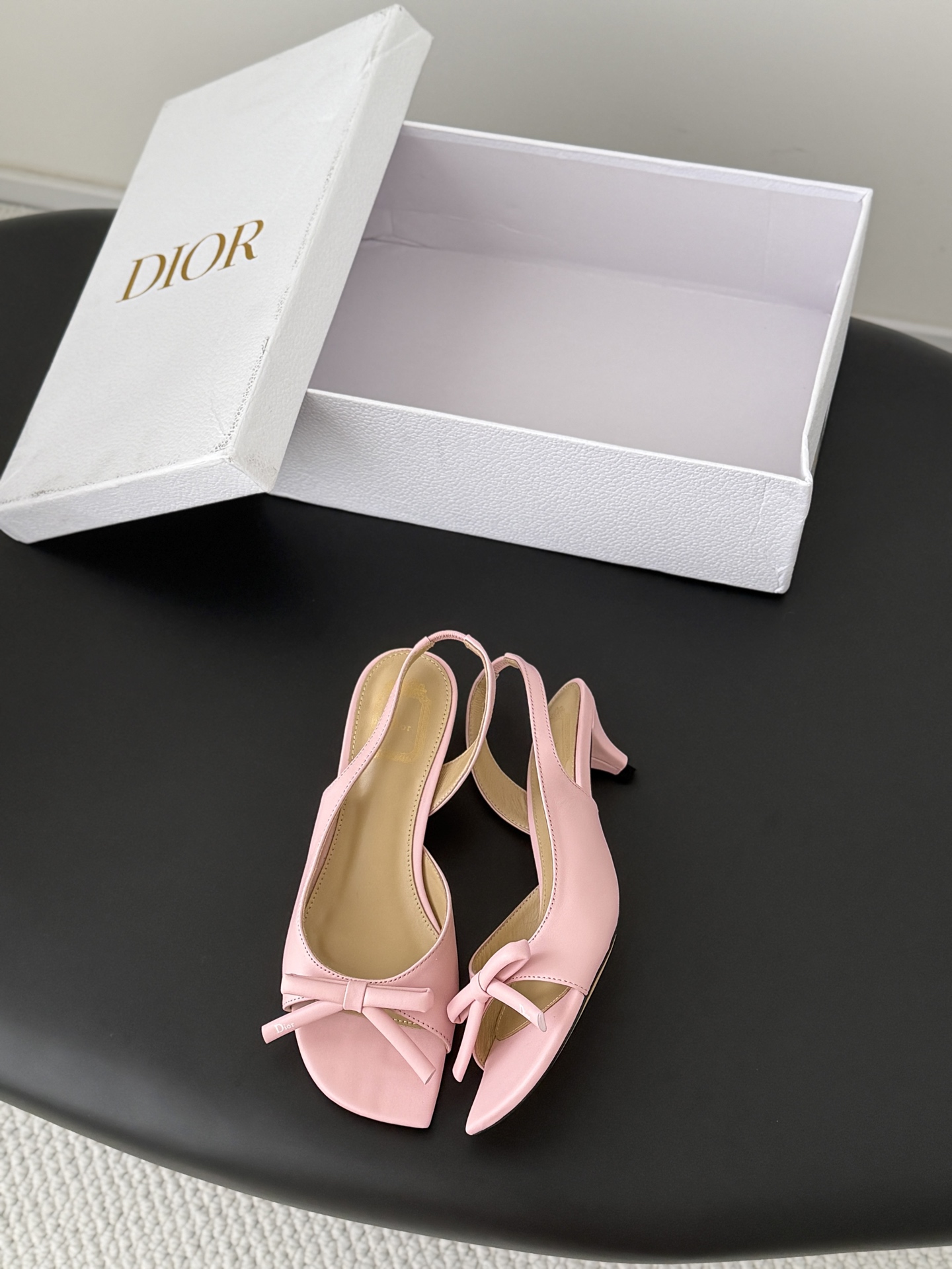 CD 26ss kitten slingback heel