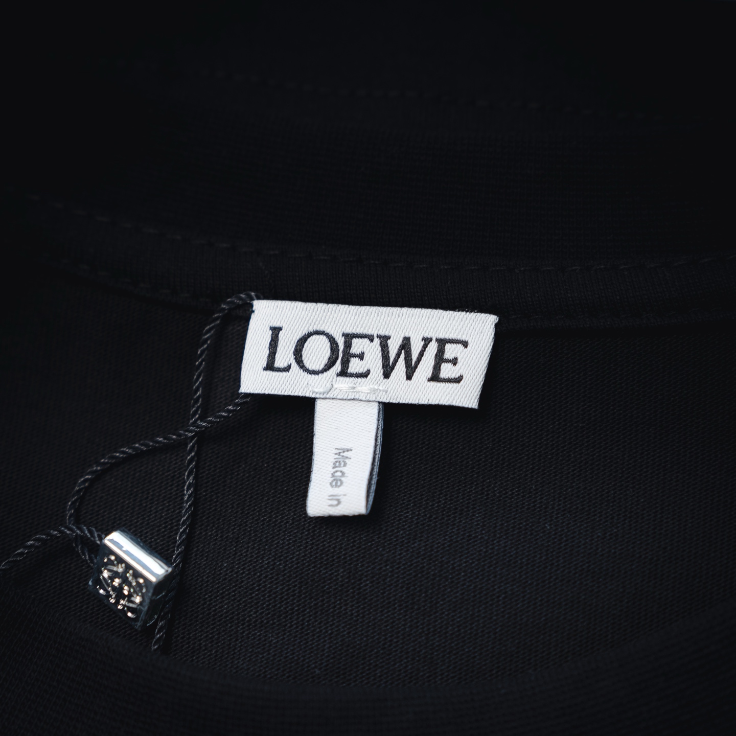 Loe pocket embroidered t-shirt