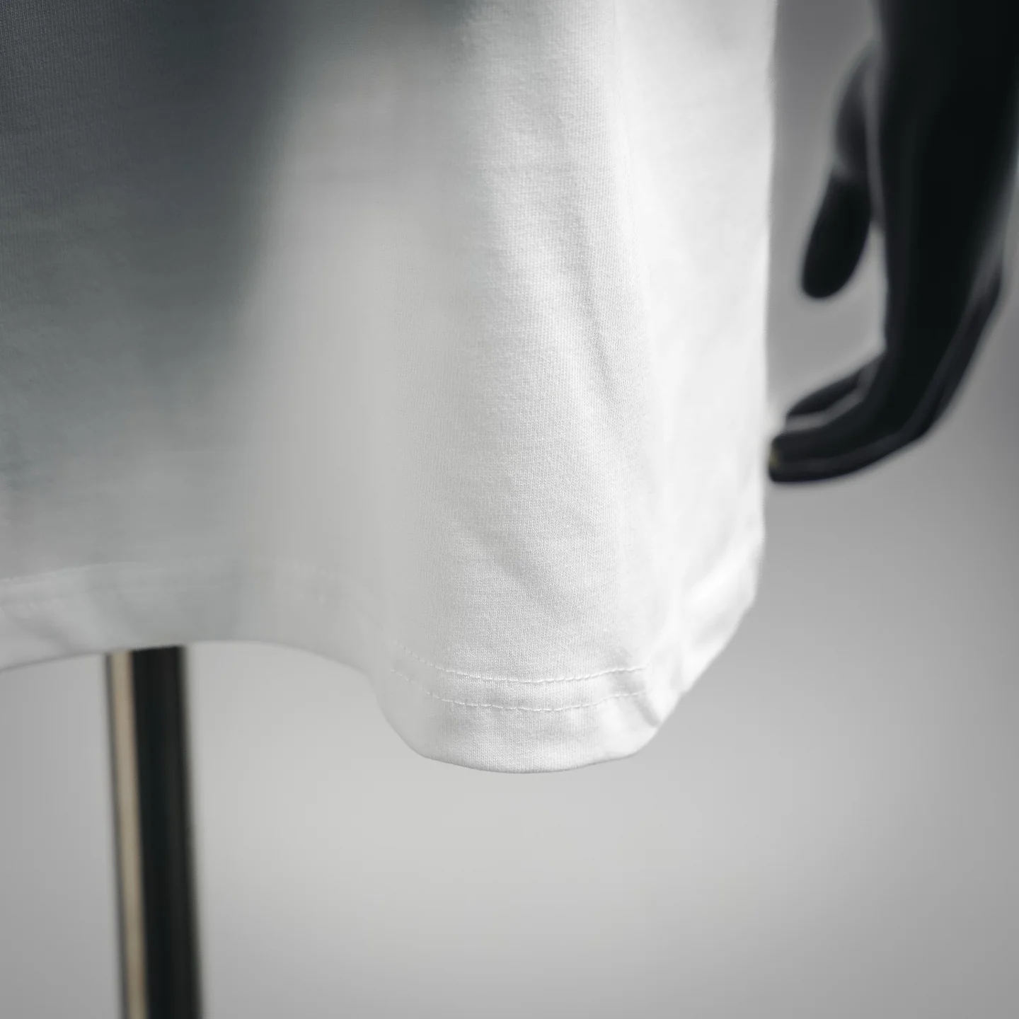 CD embroidered t-shirt
