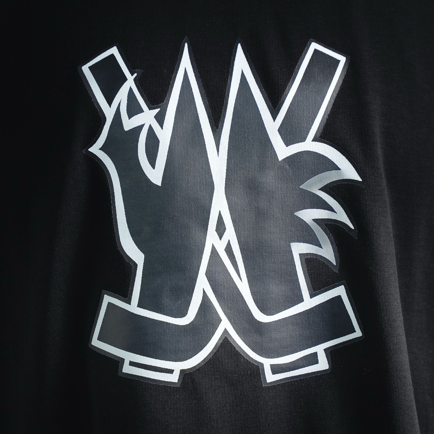 Mon graffiti printed t-shirt