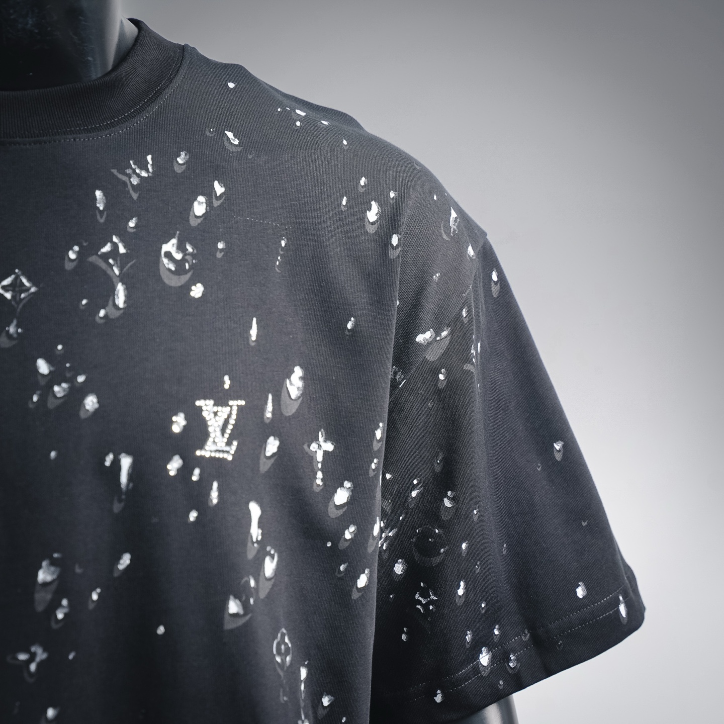 Louis paint splash logo t-shirt