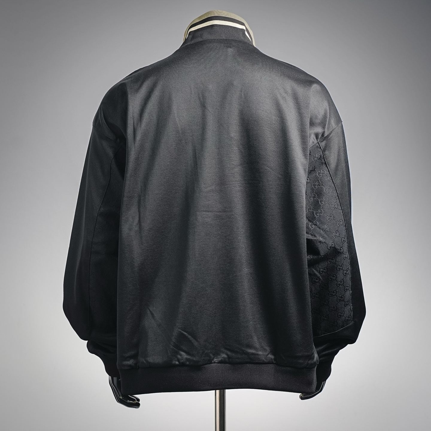 Guc embroidered jacket