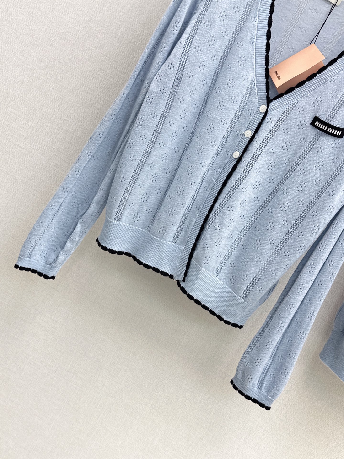 Miu 26fw lace-tirm knit camisole cardigan sets