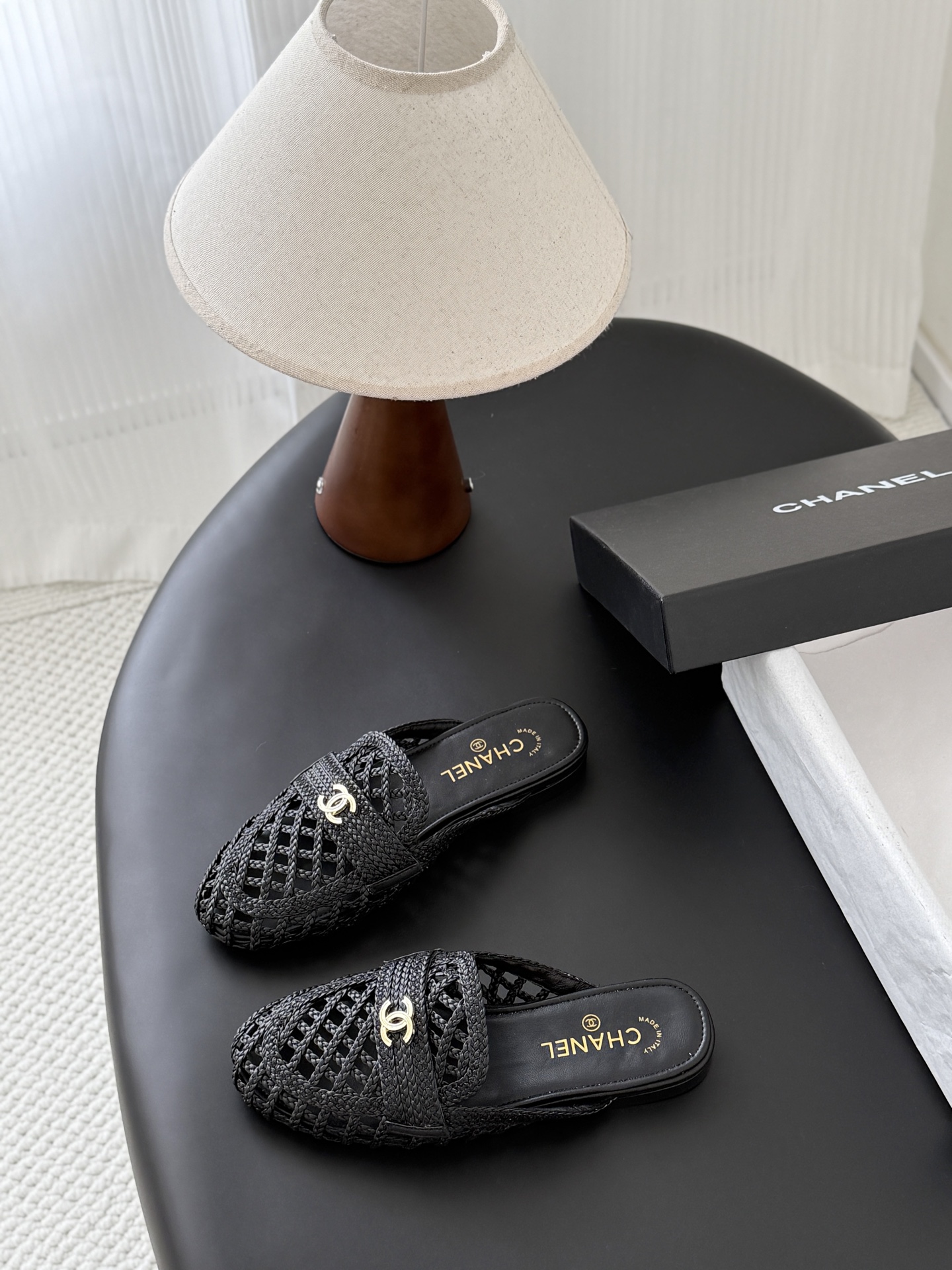 Chan 26ss woven slippers
