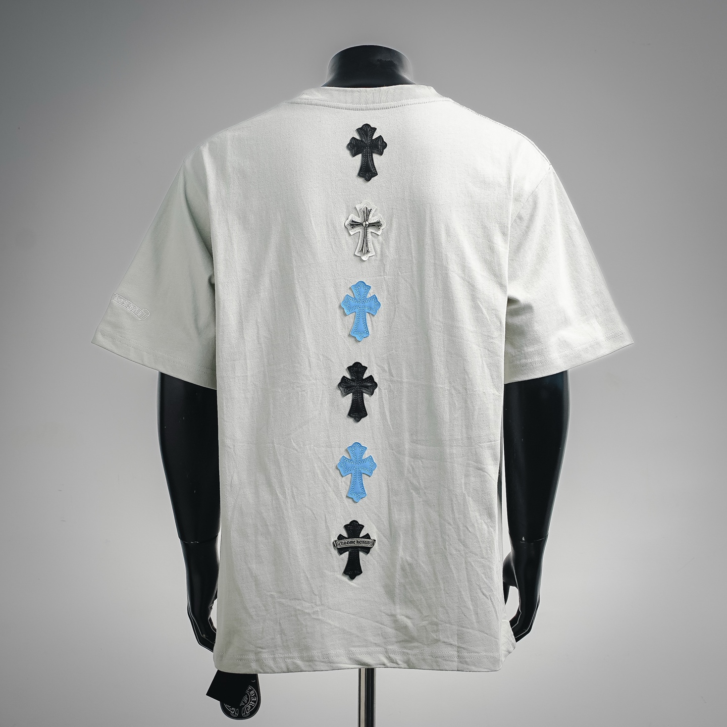 Chrome cross patch t-shirt