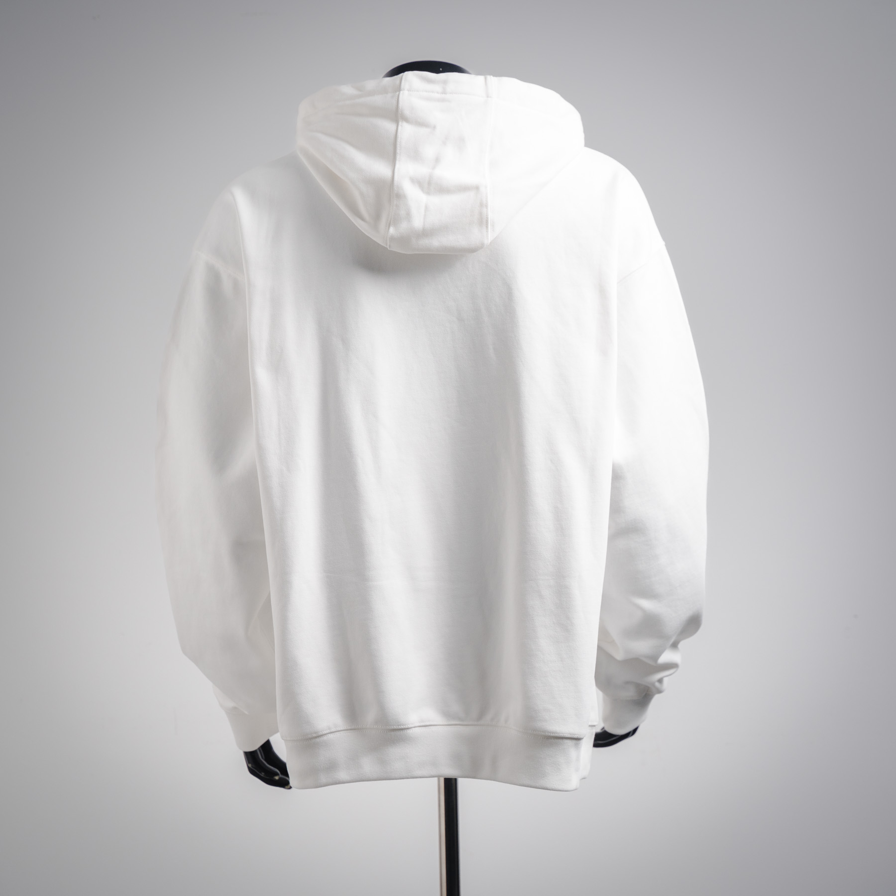 Versa essential hoodie