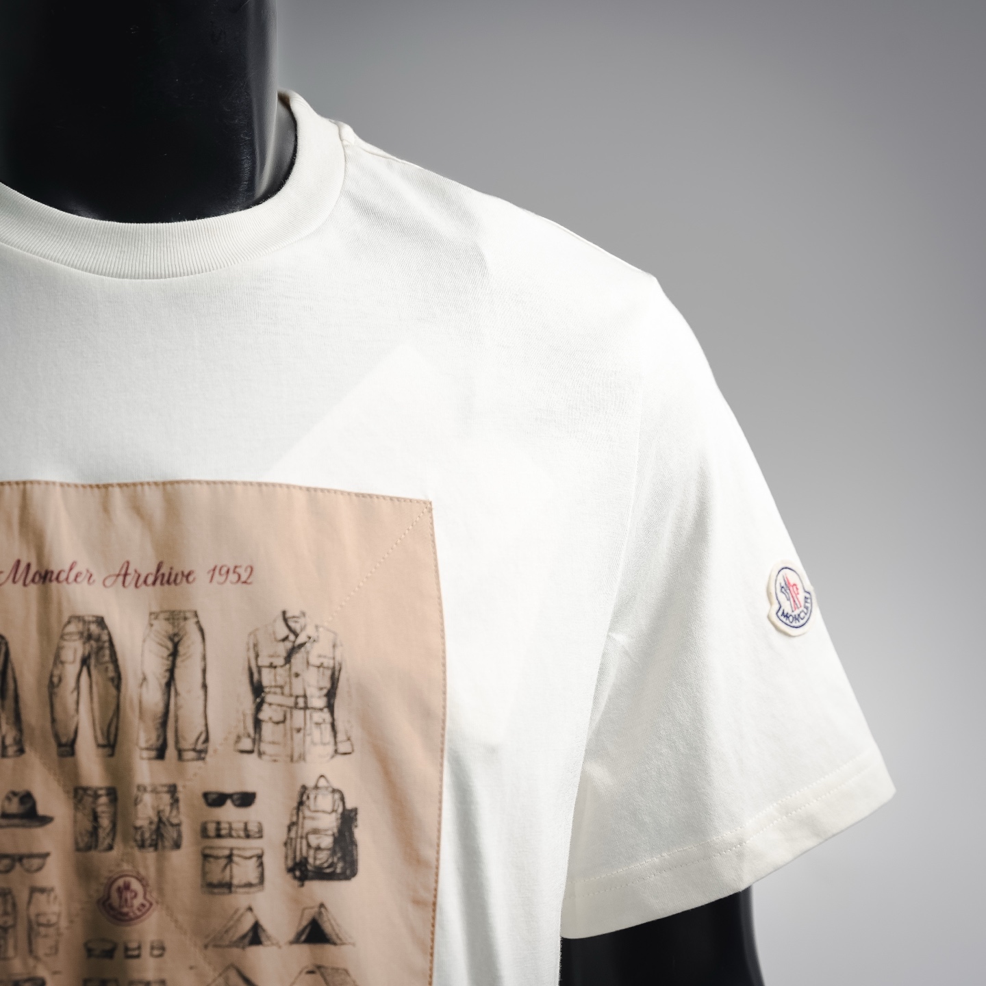 Mon graphic t-shirt