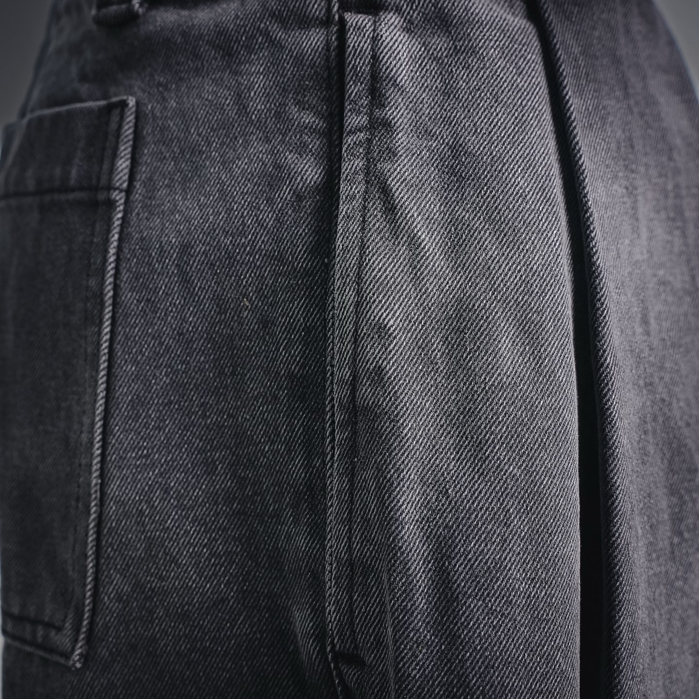 Loe baggy curved jeans