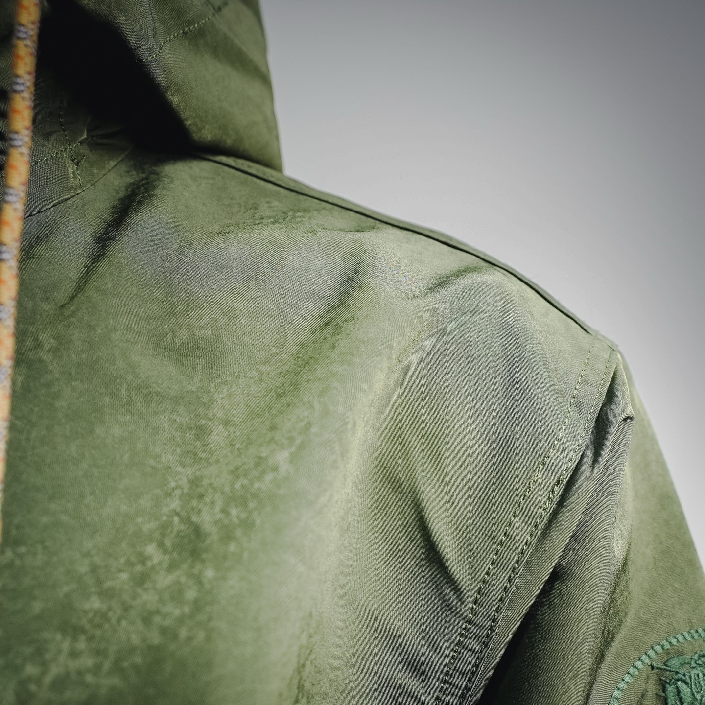 Bur cargo hooded jacket