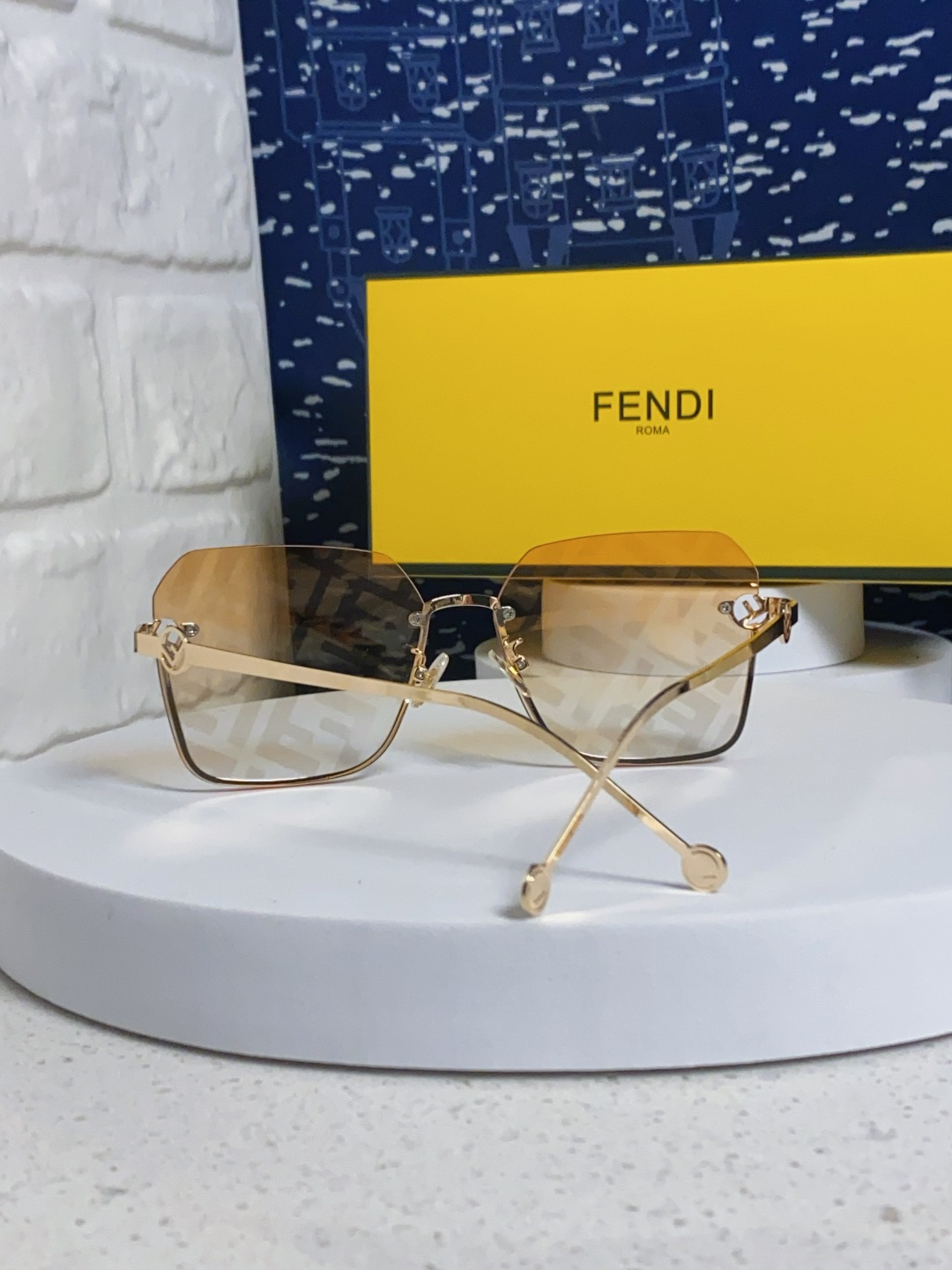 Fend sunglasses
