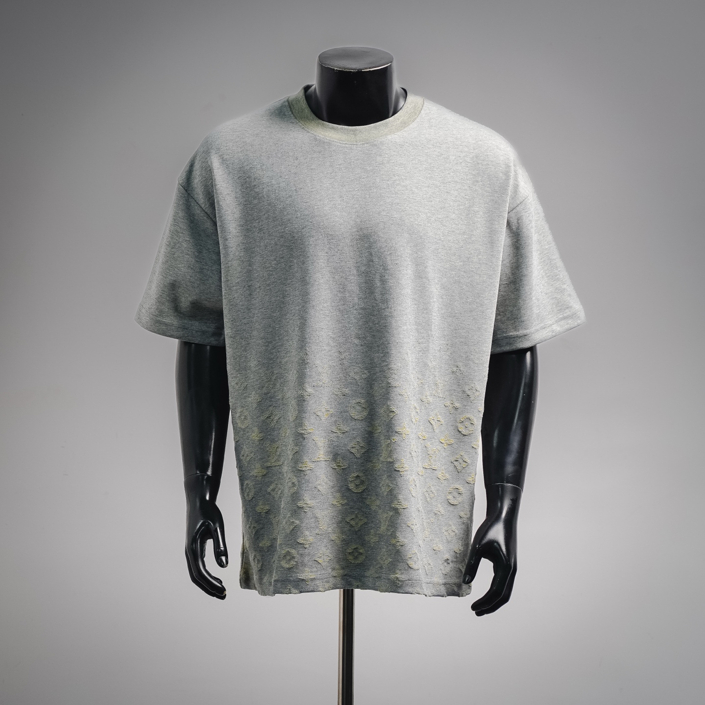 Louis distressed  t-shirt