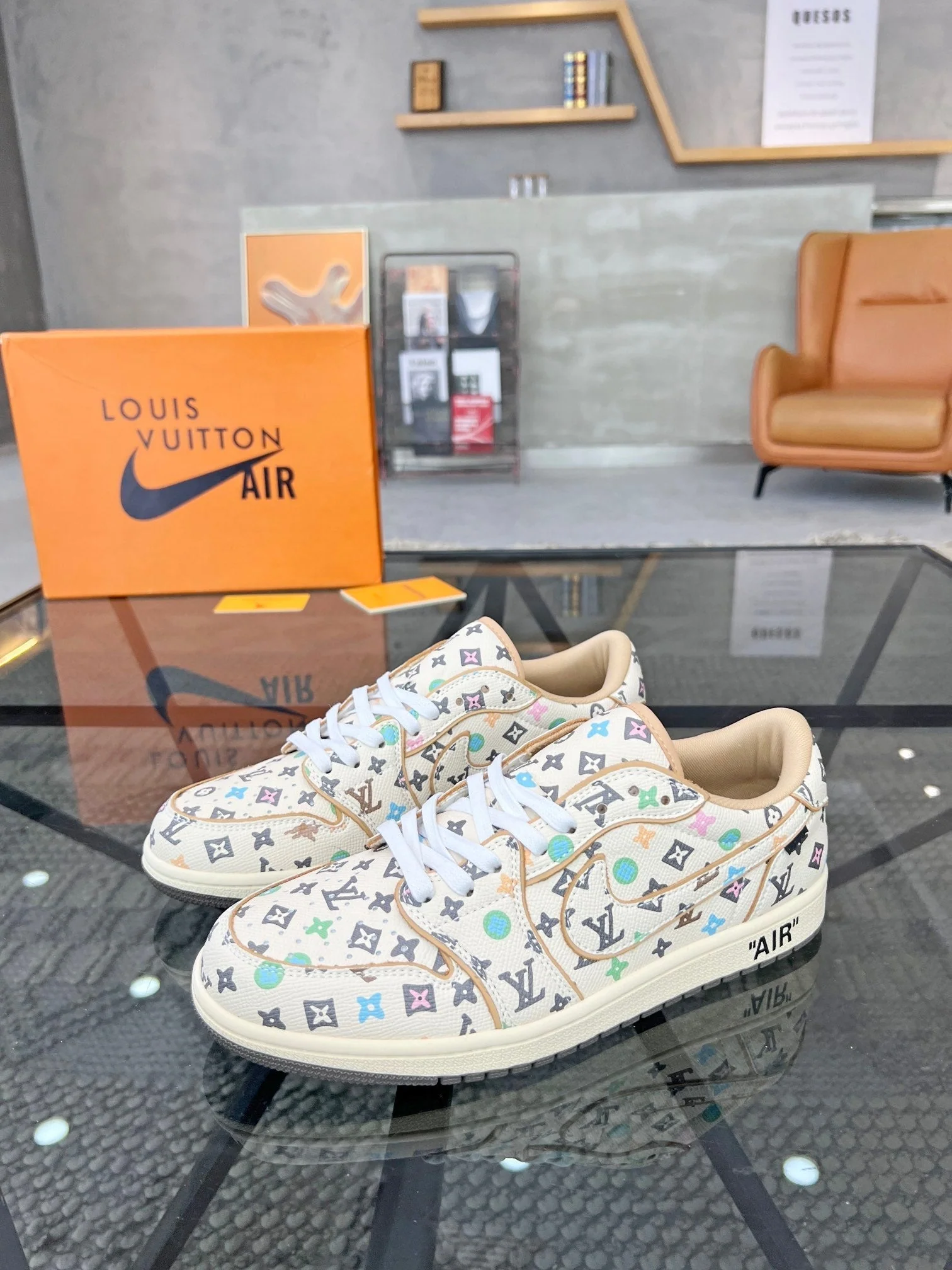 Louis sneakers