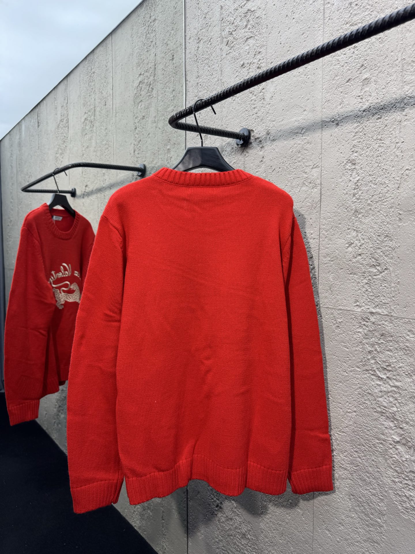 Valent embroidered sweater
