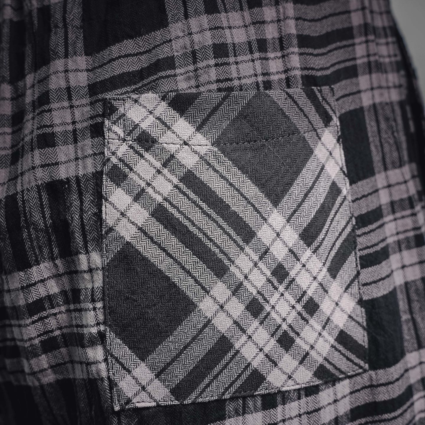 Chrome plaid loose pants