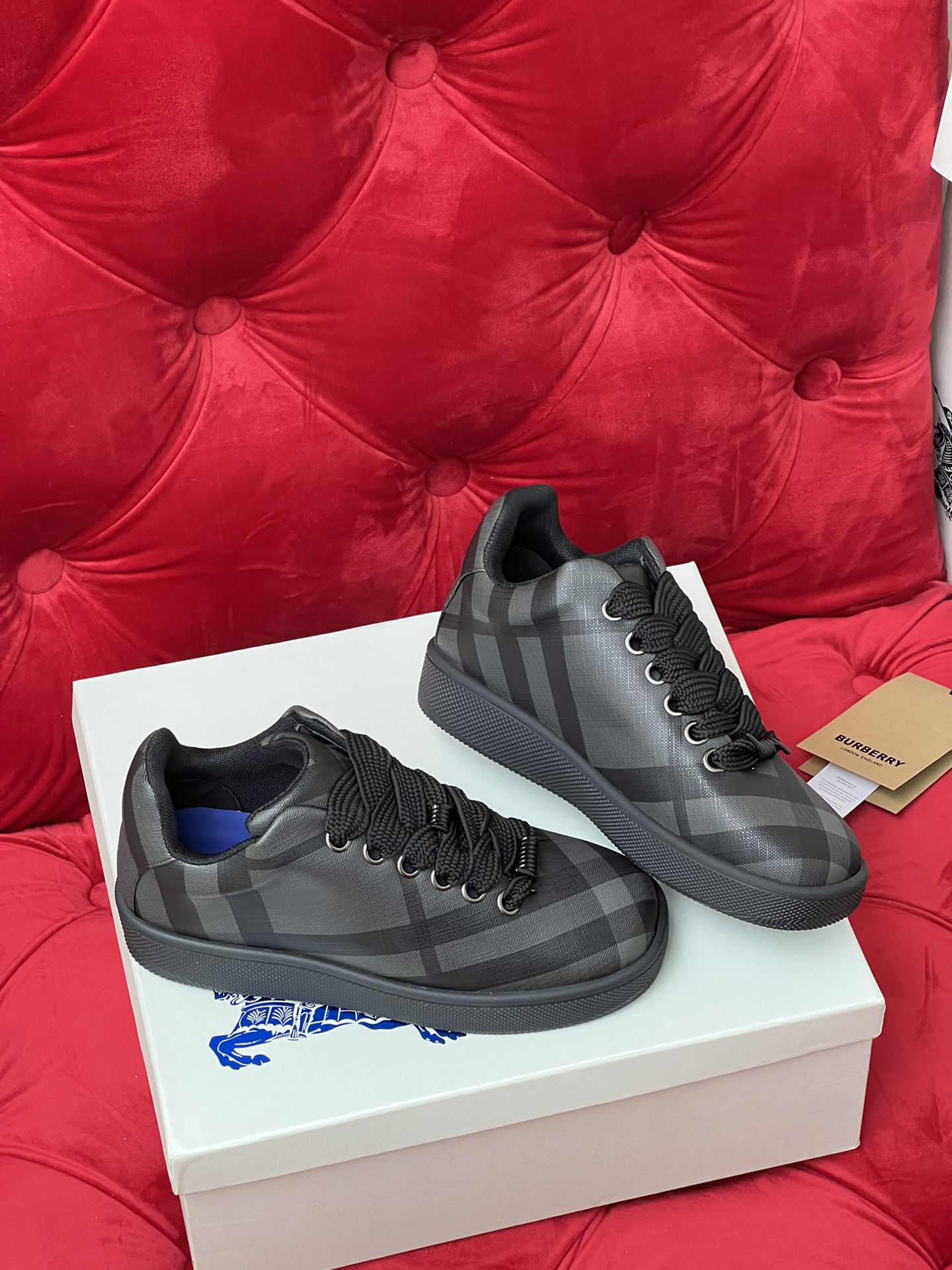 Bur casual sneakers