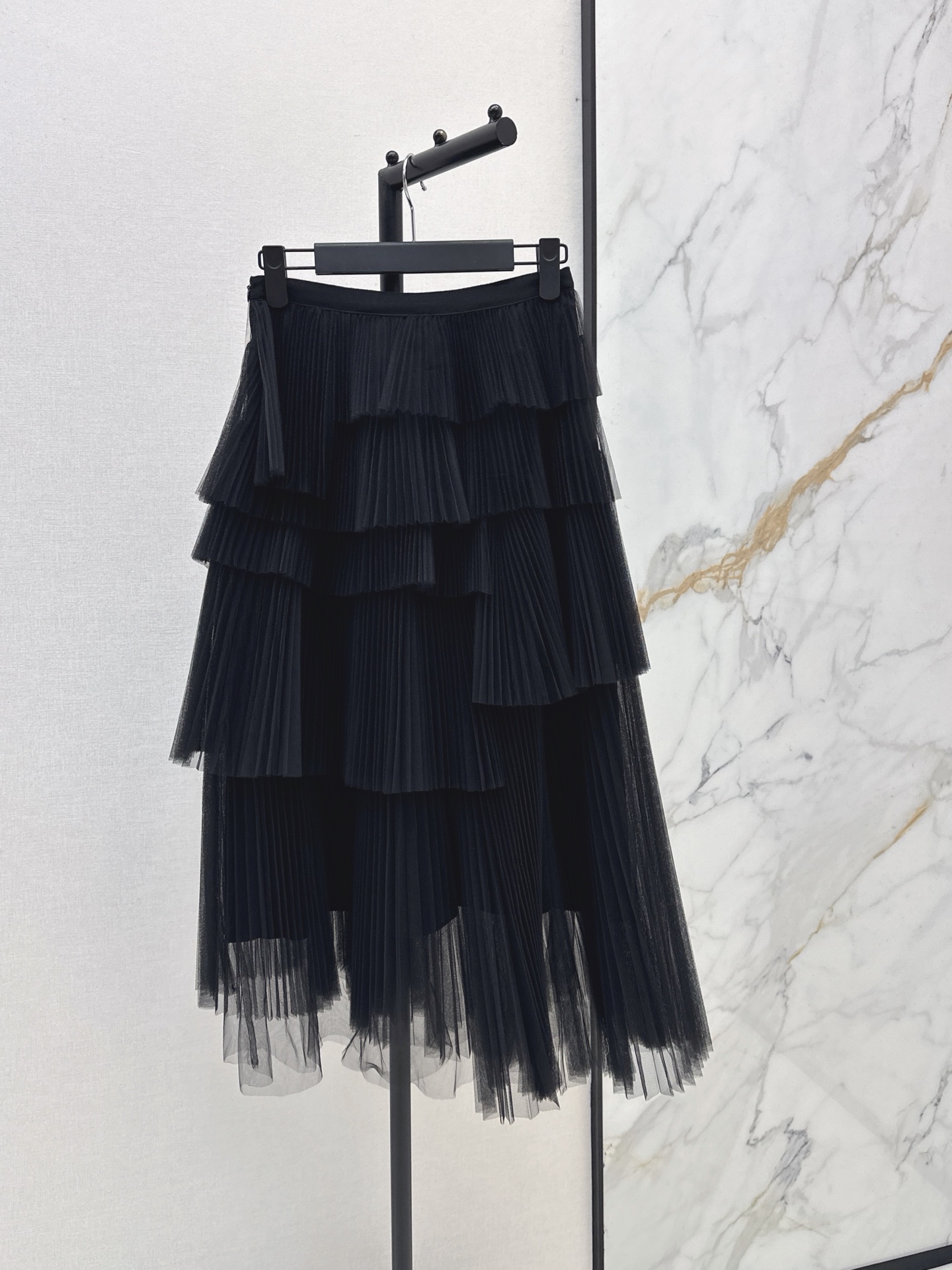CD 26fw tiered pleated tulle midi skirt