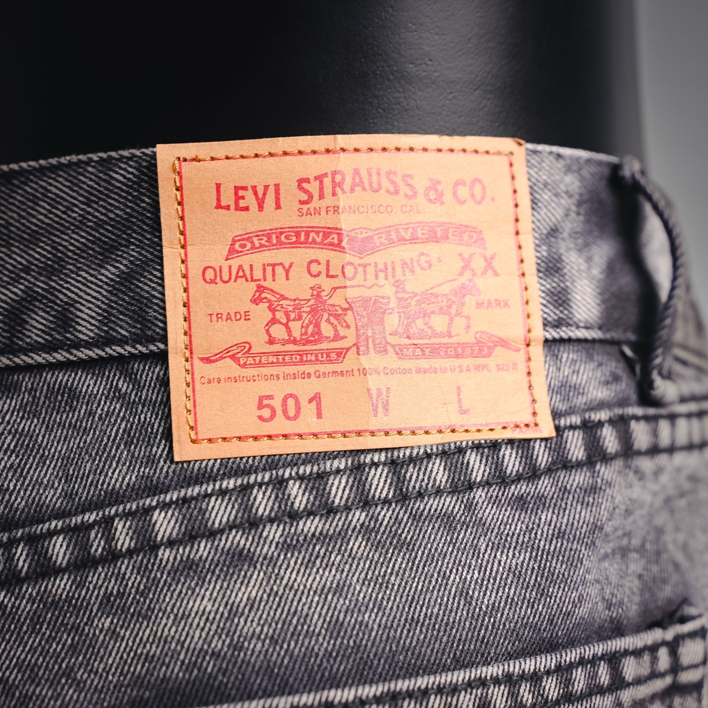 Chrome applique jeans