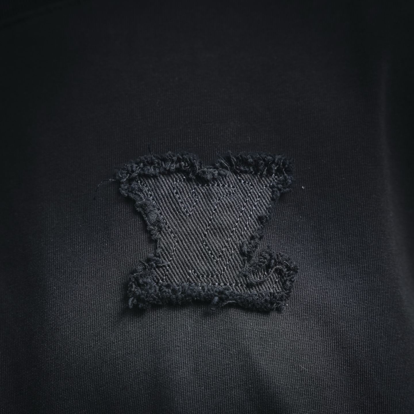 Louis applique t-shirt