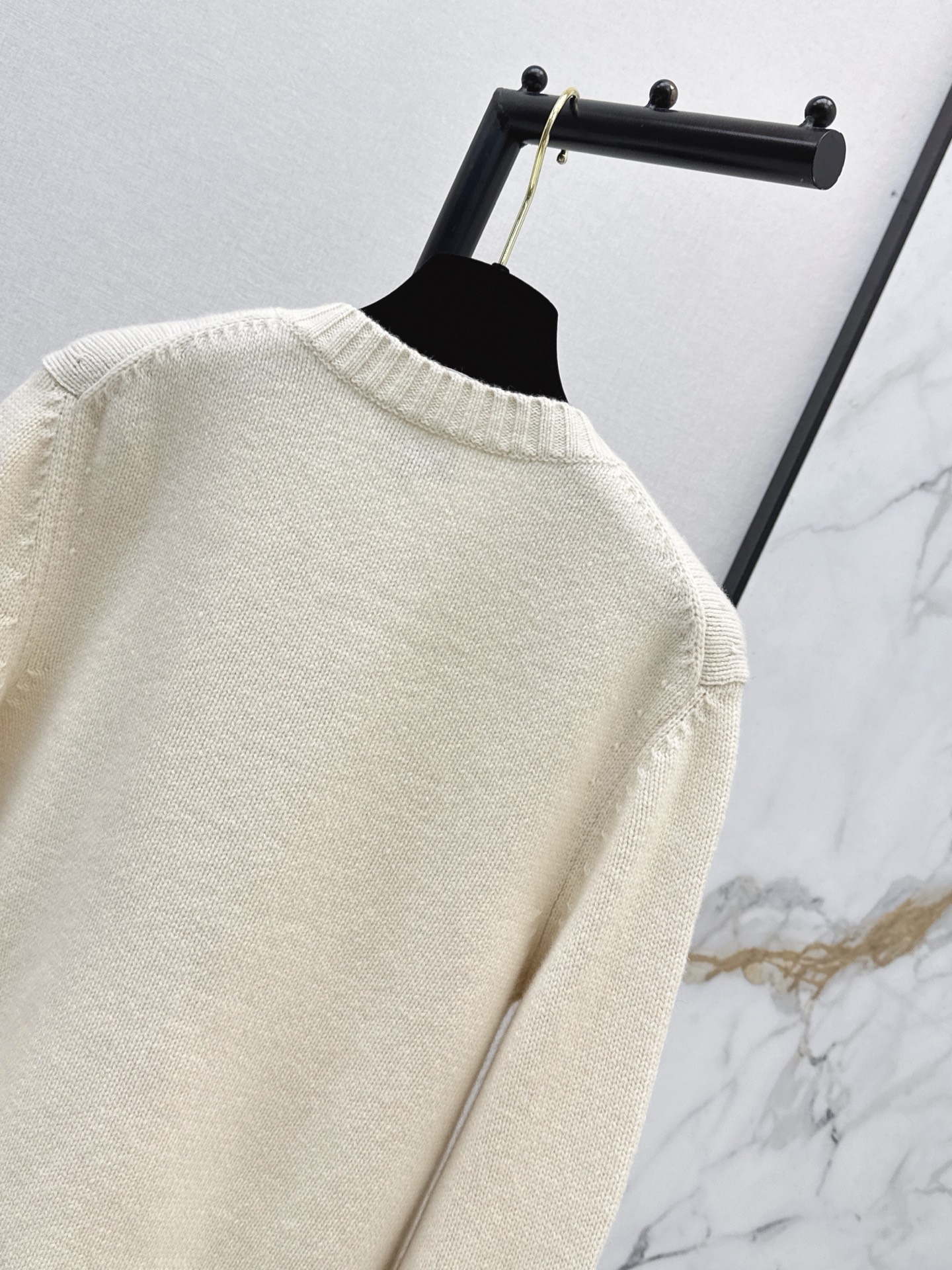 Chan 26ss cashmere knit cardigan