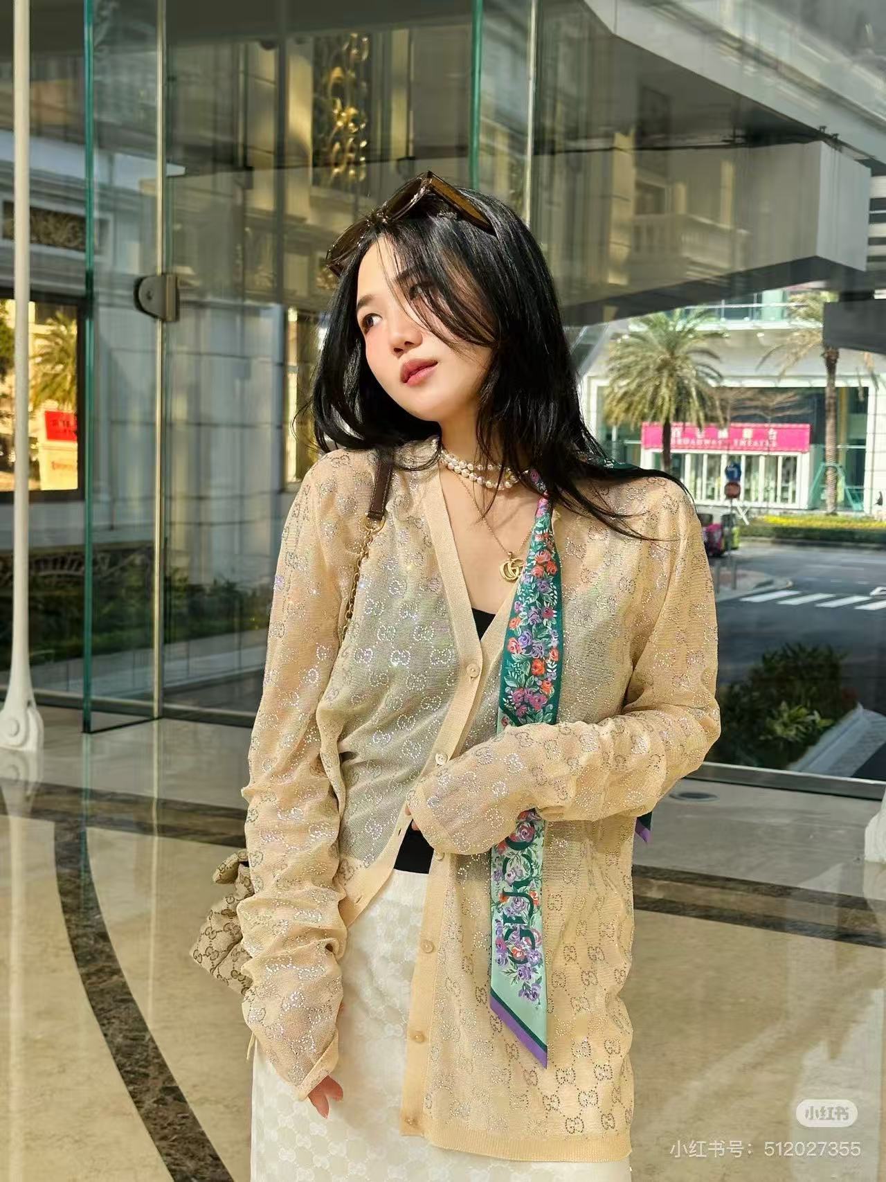 Guc 26ss rhinestone cardigan