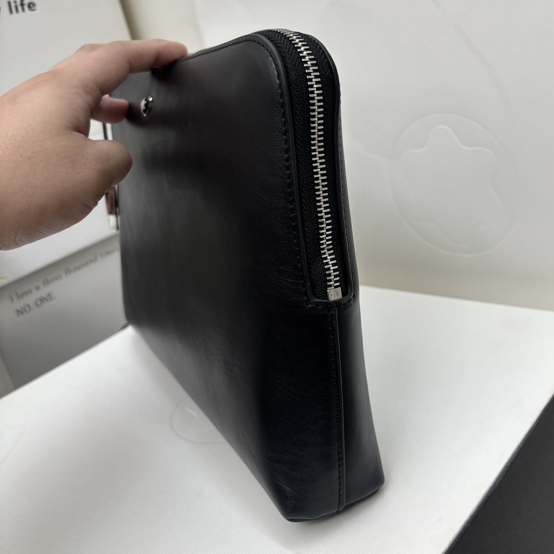 Montb clutch bag