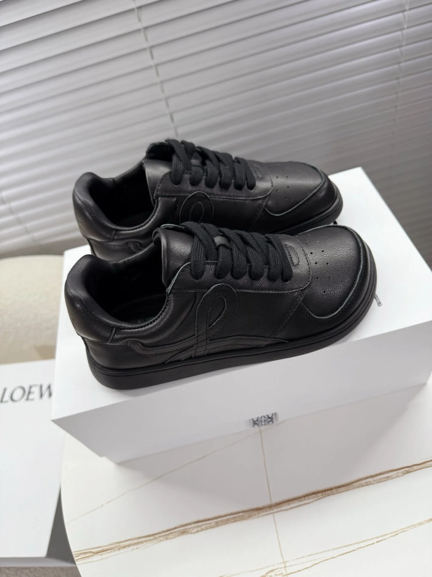 Loe 25fw leisure shoe