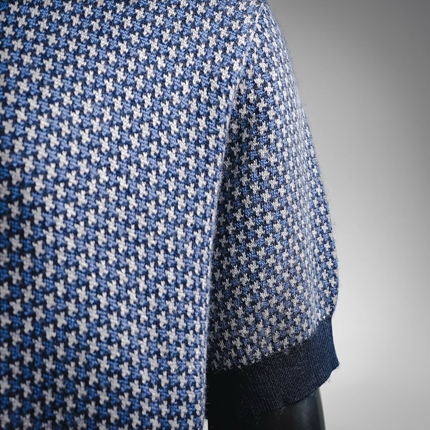 CD jacquard embroidered t-shirt
