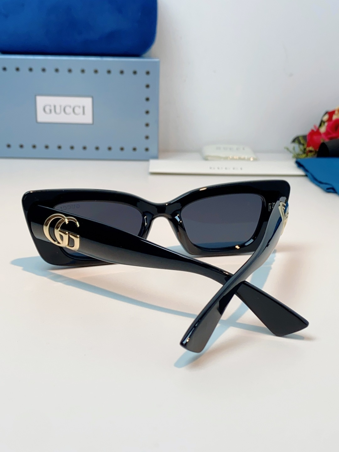 Guc sunglasses
