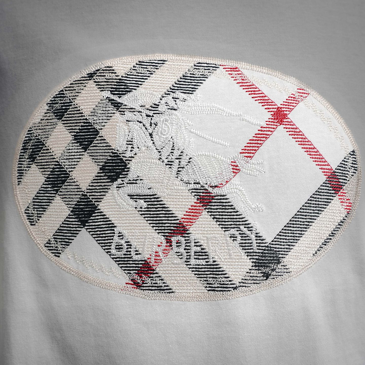 Bur plaid badge t-shirt