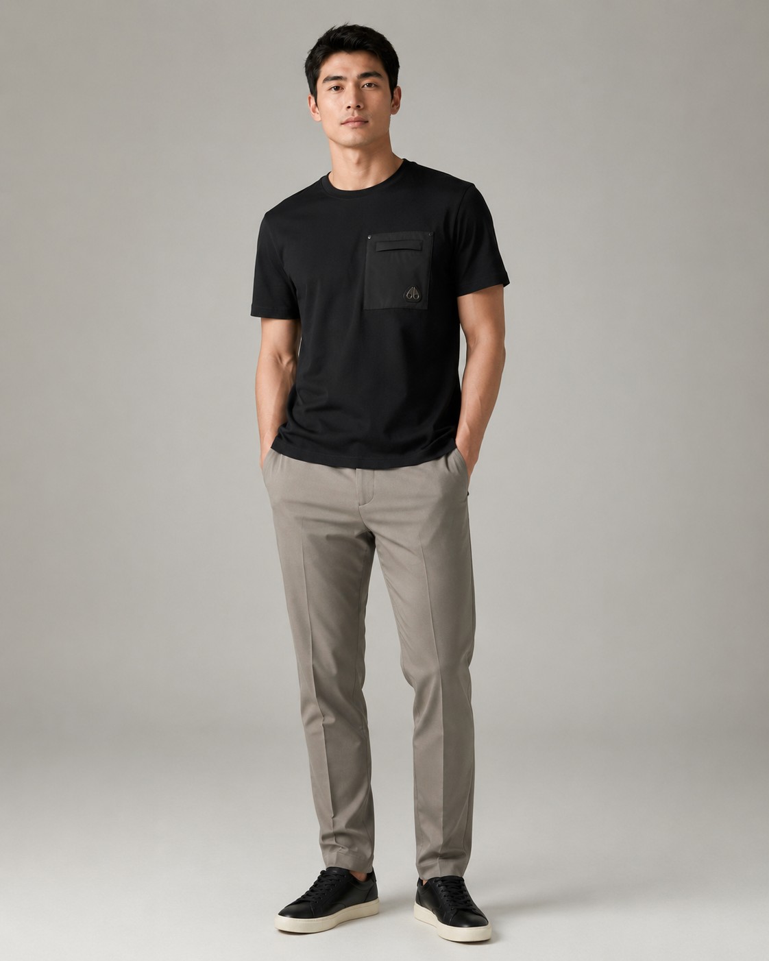 Moose pocket t-shirt