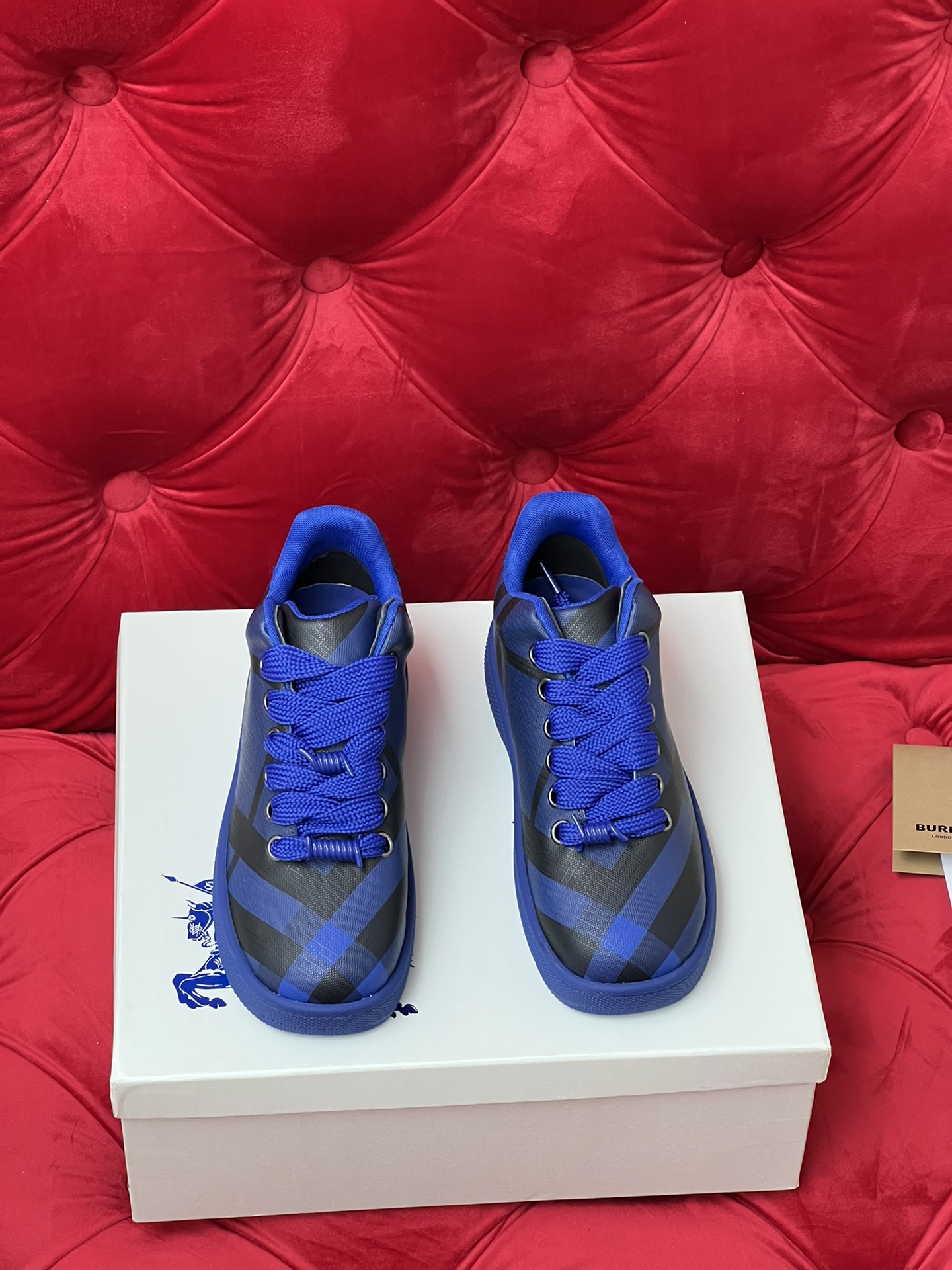 Bur casual sneakers