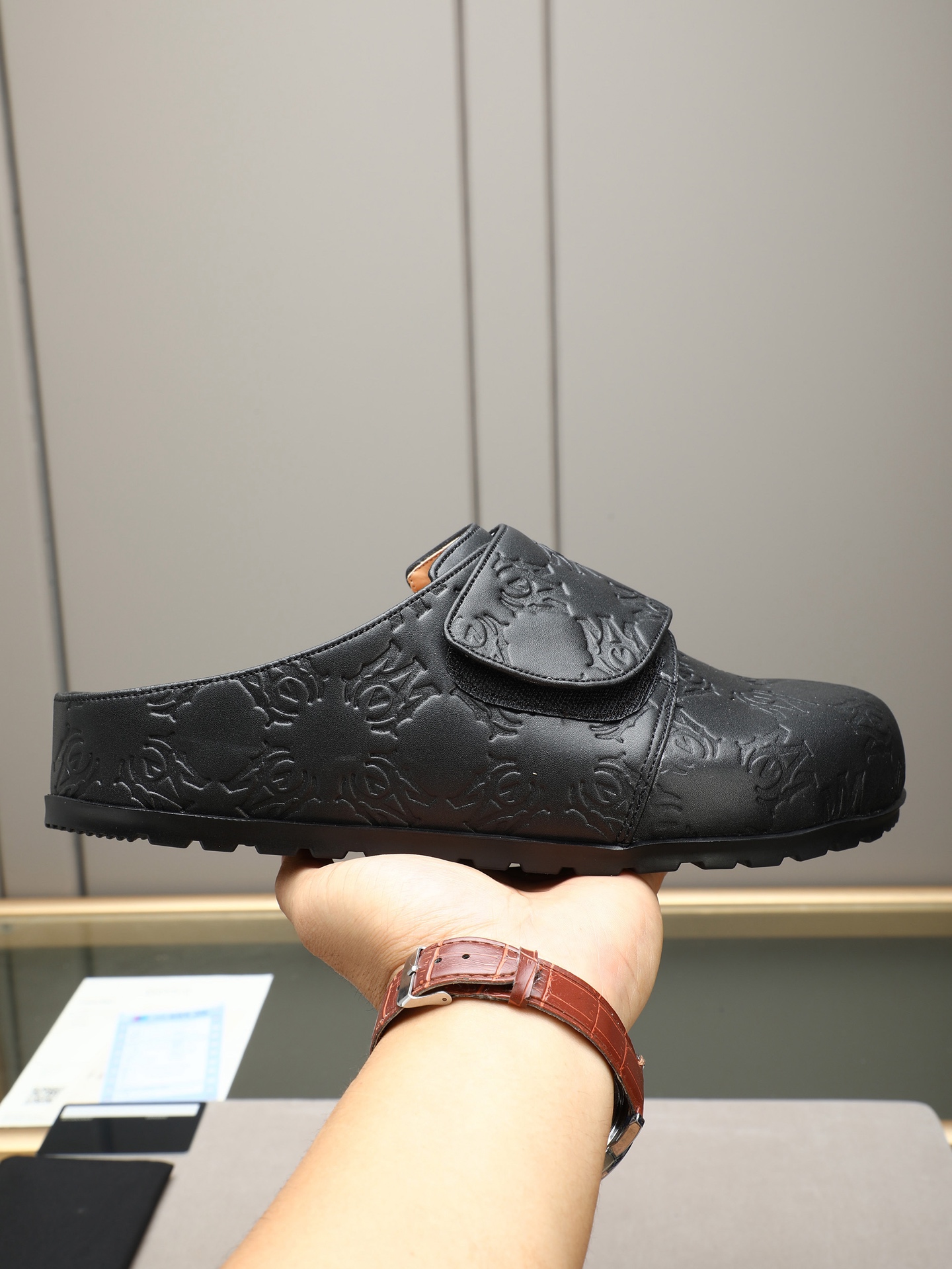 Ami embossed mules